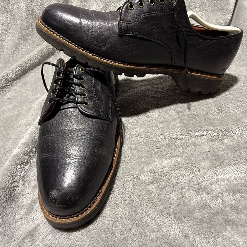 HS Trask Shoes, size 9M